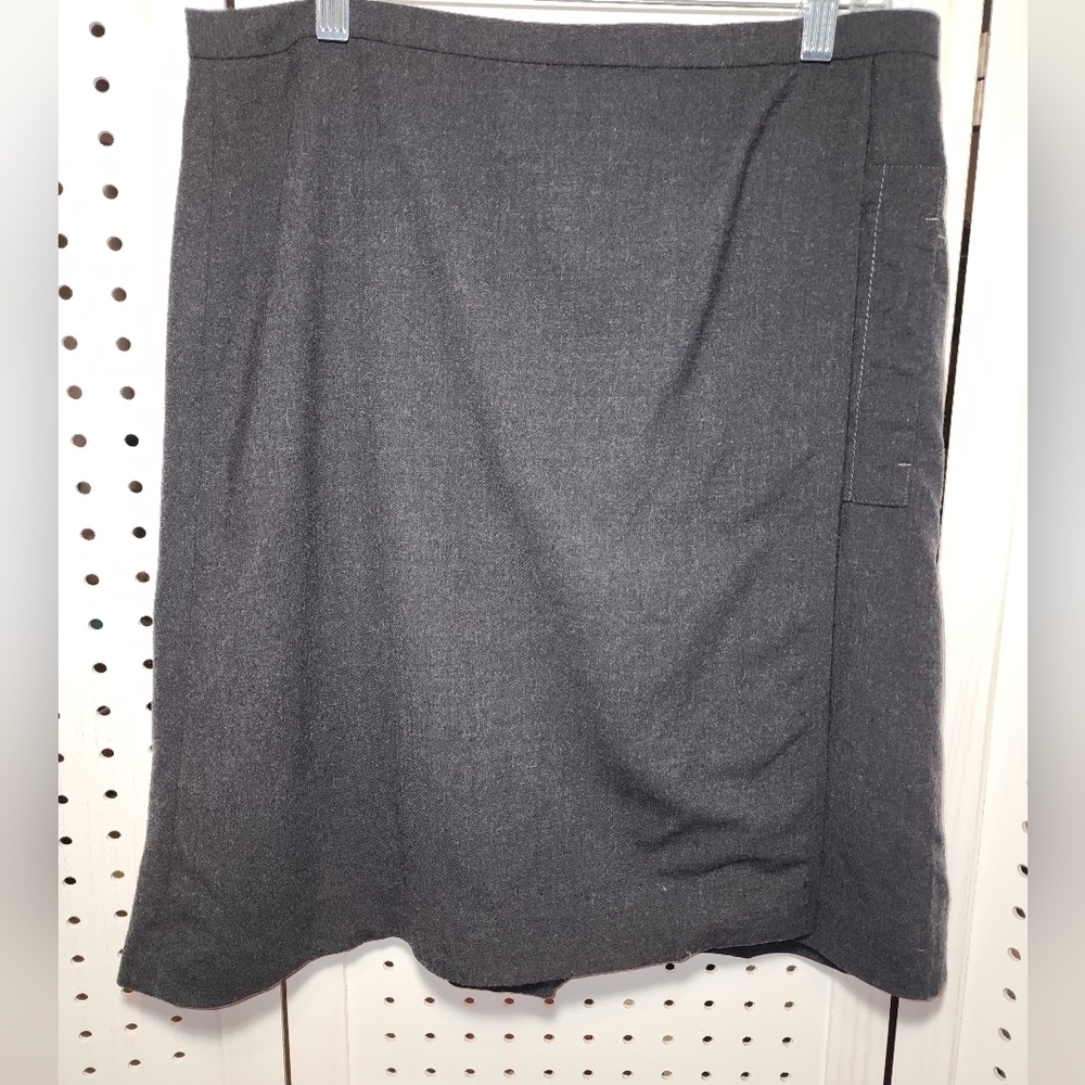 Pure Black Wool Skirt 6 Mini